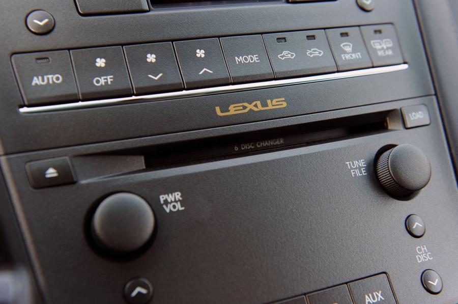  Lexus HS250h 2009 года  (фото 150 из 273)